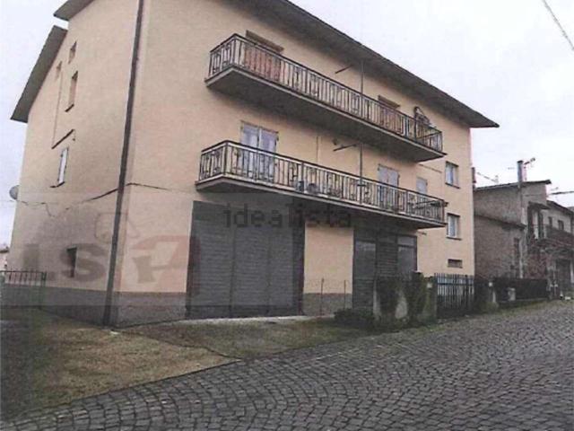 Appartamento in vendita di 101 m² in Via San Vittore, 37