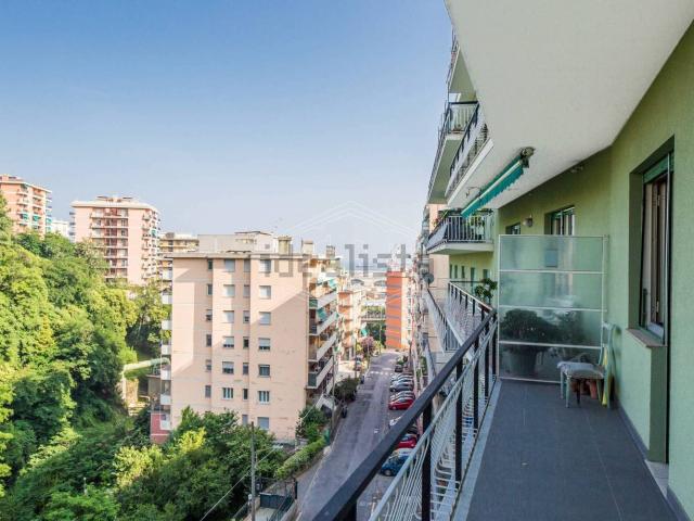 Appartamento in vendita di 101 m² in Via Sant&apos Alberto