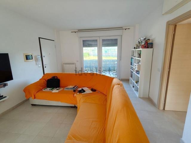 Appartamento in vendita di 101 m² in Via Sarzana, 426