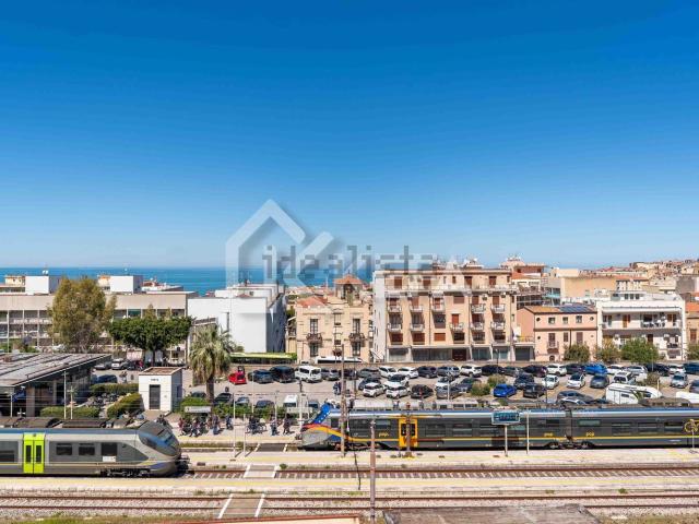 Appartamento in vendita di 101 m² in Via Pietragrossa, 2