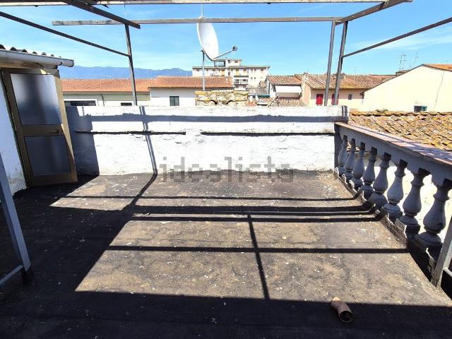 Appartamento in vendita di 101 m² in Via Roma
