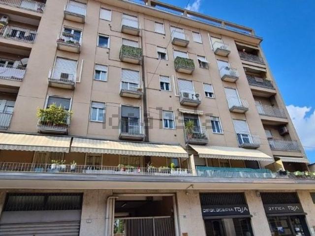 Appartamento in vendita di 101 m² in Via Roma, 85