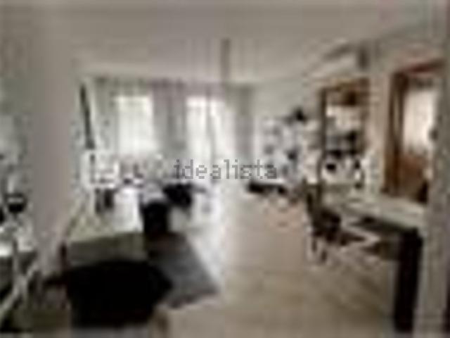Appartamento in vendita di 101 m² in Via Tazzoli, 21