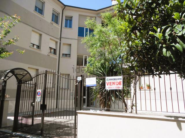 Appartamento in vendita di 101 m² in Via Trento, 41
