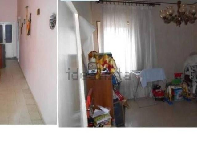 Appartamento in vendita di 101 m² in Via Variana, 73