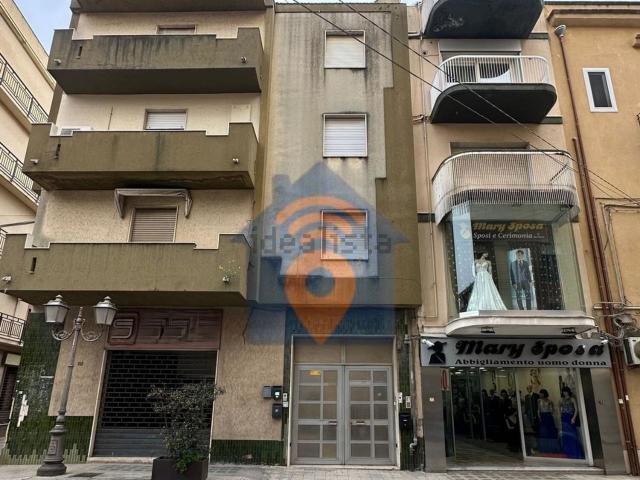 Appartamento in vendita di 101 m² in Via Vittorio Emanuele, 110