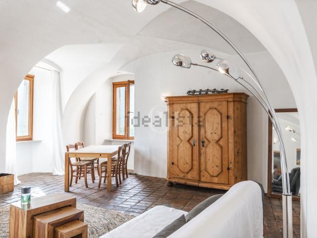 Appartamento in vendita di 101 m² in Via Villa Pastoedo, 14