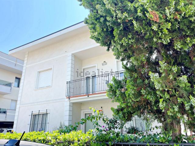 Appartamento in vendita di 101 m² in Viale Bologna