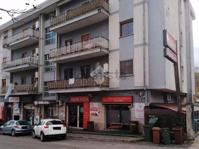 Appartamento in vendita di 101 m² in Viale della Resistenza, 5