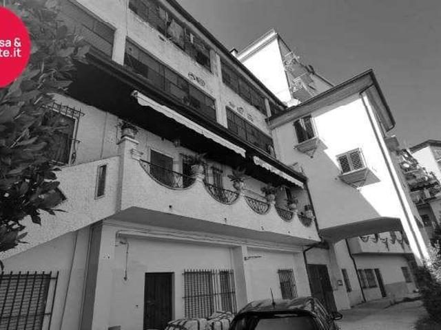 Appartamento in vendita di 101 m² in Viale Felice Cavallotti