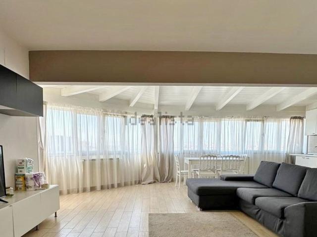 Appartamento in vendita di 101 m² in Viale Giuseppe di Vittorio, 205