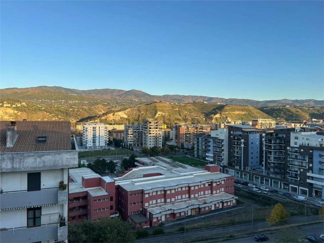 Appartamento in vendita di 101 m² in Viale Paolo Borsellino, 14