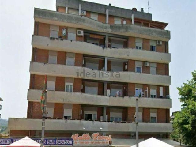 Appartamento in vendita di 101 m² in Viale Renato Donatelli, 5