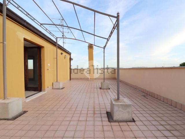Appartamento in vendita di 101 m² in Contrada Frontino, 1