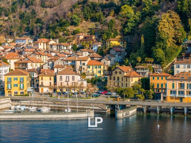 Appartamento in vendita di 101 m² in Piazza Roma, 17