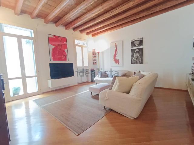 Appartamento in vendita di 102 m²