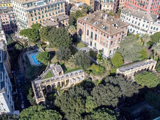 Appartamento in vendita di 102 m² in Via Corsica