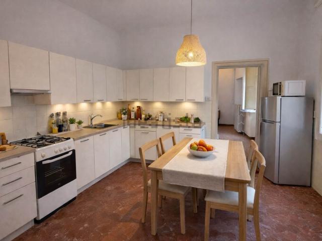 Appartamento in vendita di 102 m² in Via Camillo Cavour, 105
