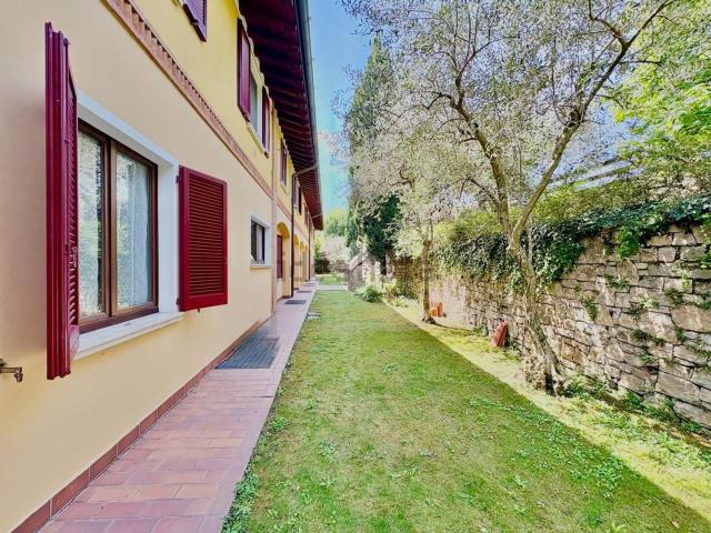 Appartamento in vendita di 102 m² in Via Campagnole, 45