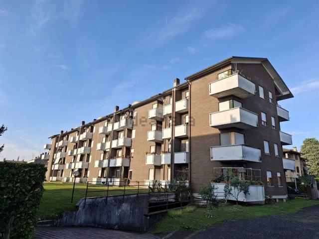 Appartamento in vendita di 102 m² in Via Carlo Cattaneo, 1