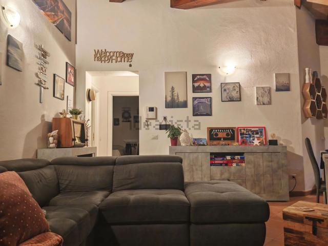 Appartamento in vendita di 102 m² in Via Cassia