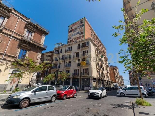 Appartamento in vendita di 102 m² in Via Antonino di Sangiuliano, 54