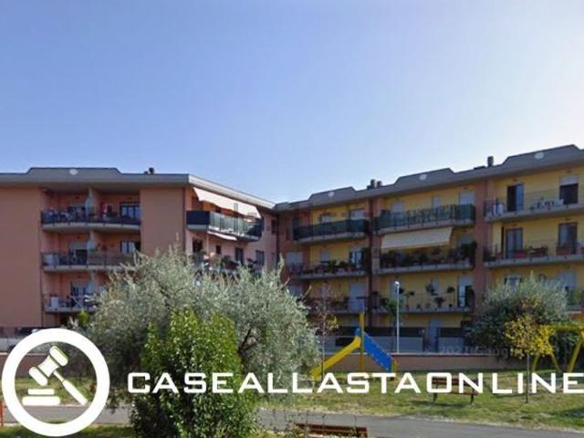 Appartamento in vendita di 102 m² in Via Alessandro Manzoni