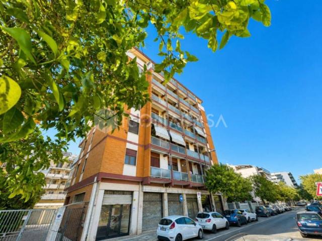Appartamento in vendita di 102 m² in Via Alfonso di Vestea