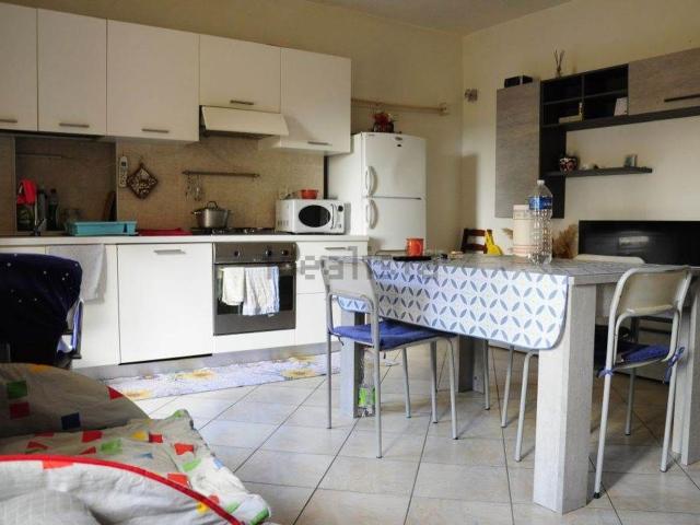 Appartamento in vendita di 102 m² in Via Aringhieri
