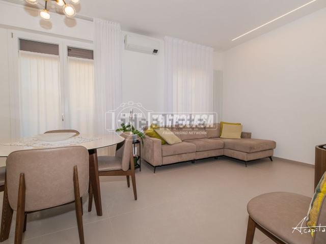Appartamento in vendita di 102 m² in Via Arsenio Crespellani, 172