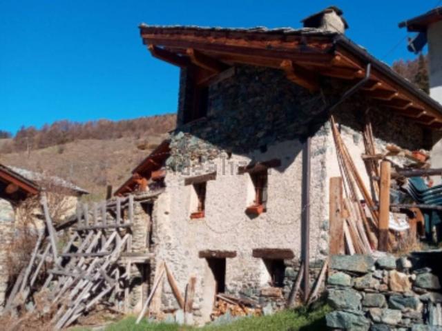 Appartamento in vendita di 102 m² in Via Augusto Pramotton Prieur