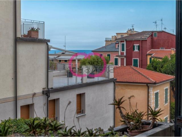 Appartamento in vendita di 102 m² in Via G. Garibaldi, 6