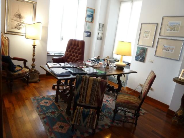 Appartamento in vendita di 102 m² in Via Giacomo Matteotti