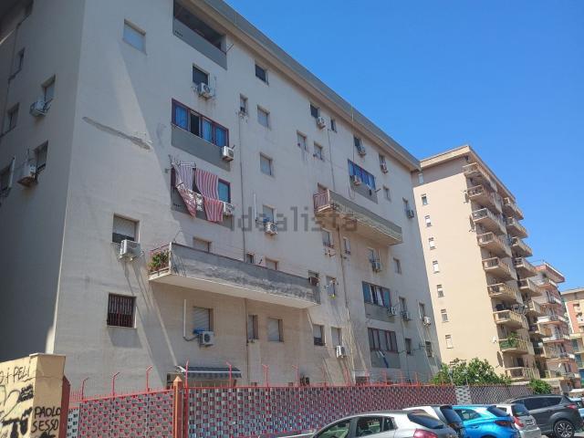 Appartamento in vendita di 102 m² in Via Gino Funaioli, 5