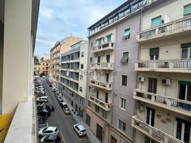 Appartamento in vendita di 102 m² in Via Giovanni Carbonazzi, 27