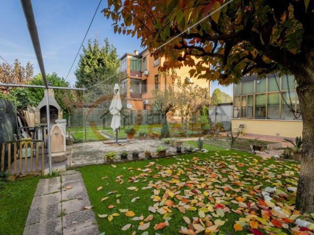 Appartamento in vendita di 102 m² in Via Giovanni Demin