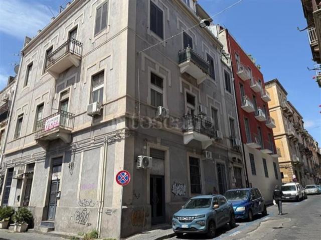 Appartamento in vendita di 102 m² in Via Grotte Bianche