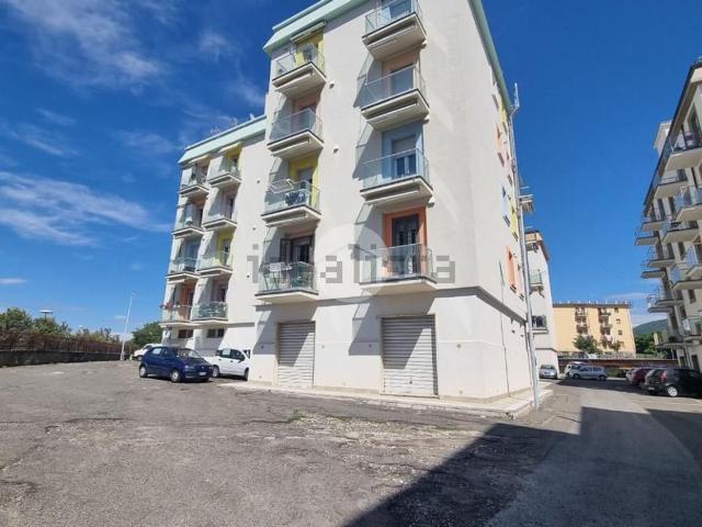 Appartamento in vendita di 102 m² in Via Domenico Corvi, 83