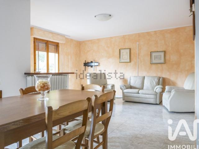 Appartamento in vendita di 102 m² in Via dalla Chiesa Carlo Alberto, 16
