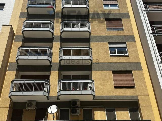 Appartamento in vendita di 102 m² in Via Dante Alighieri, 261