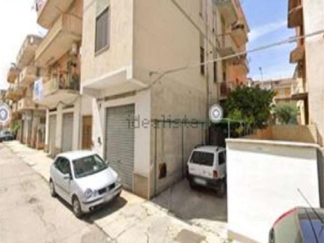 Appartamento in vendita di 102 m² in Via degli Enotri, 23