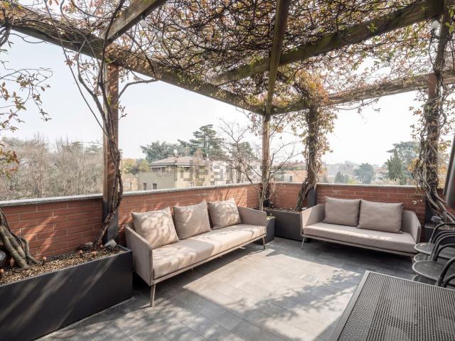 Appartamento in vendita di 102 m² in Via degli Ottoboni, 41