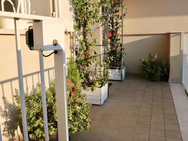 Appartamento in vendita di 102 m² in Via dei Frassini