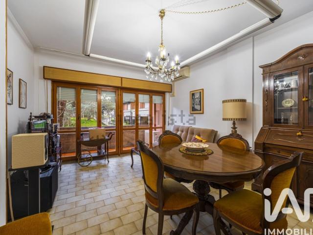 Appartamento in vendita di 102 m² in Via dei Velini, 56
