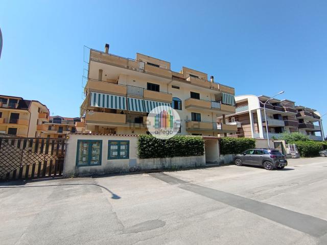 Appartamento in vendita di 102 m² in Via dell&apos Orizzonte