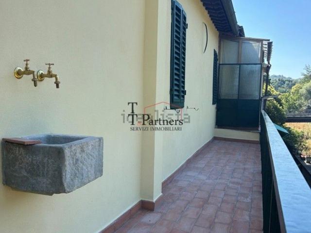 Appartamento in vendita di 102 m² in Via delle Cave di Monteripaldi