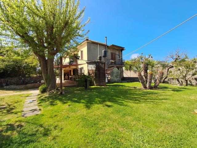 Appartamento in vendita di 102 m² in Via delle Sirene