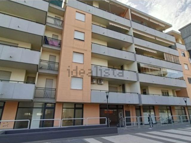 Appartamento in vendita di 102 m² in Via di Sotto, 3
