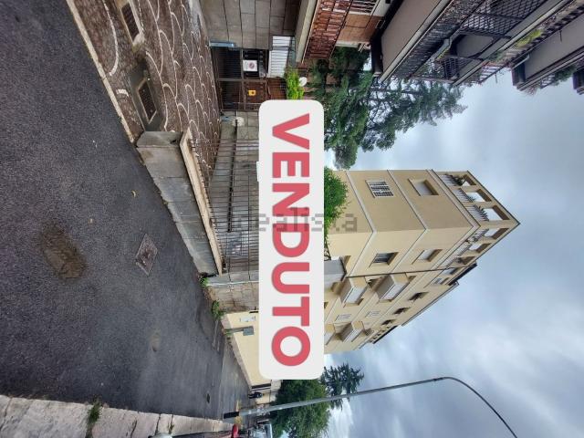 Appartamento in vendita di 102 m² in Via di Vigna Stelluti
