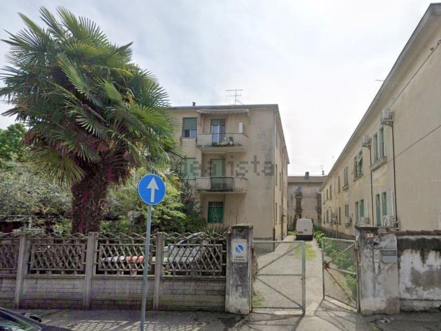 Appartamento in vendita di 102 m² in Via Ettore Bossi